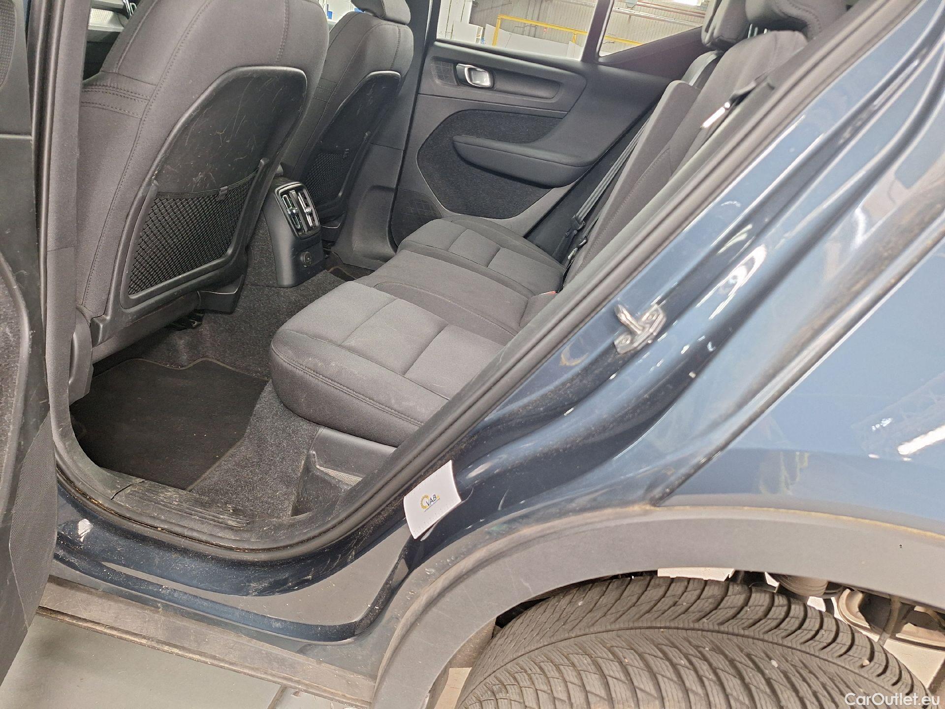  Volvo  XC 40 Volvo, XC40 '17, Volvo XC40 T4 Recharge Geartronic Inscription Expr #28