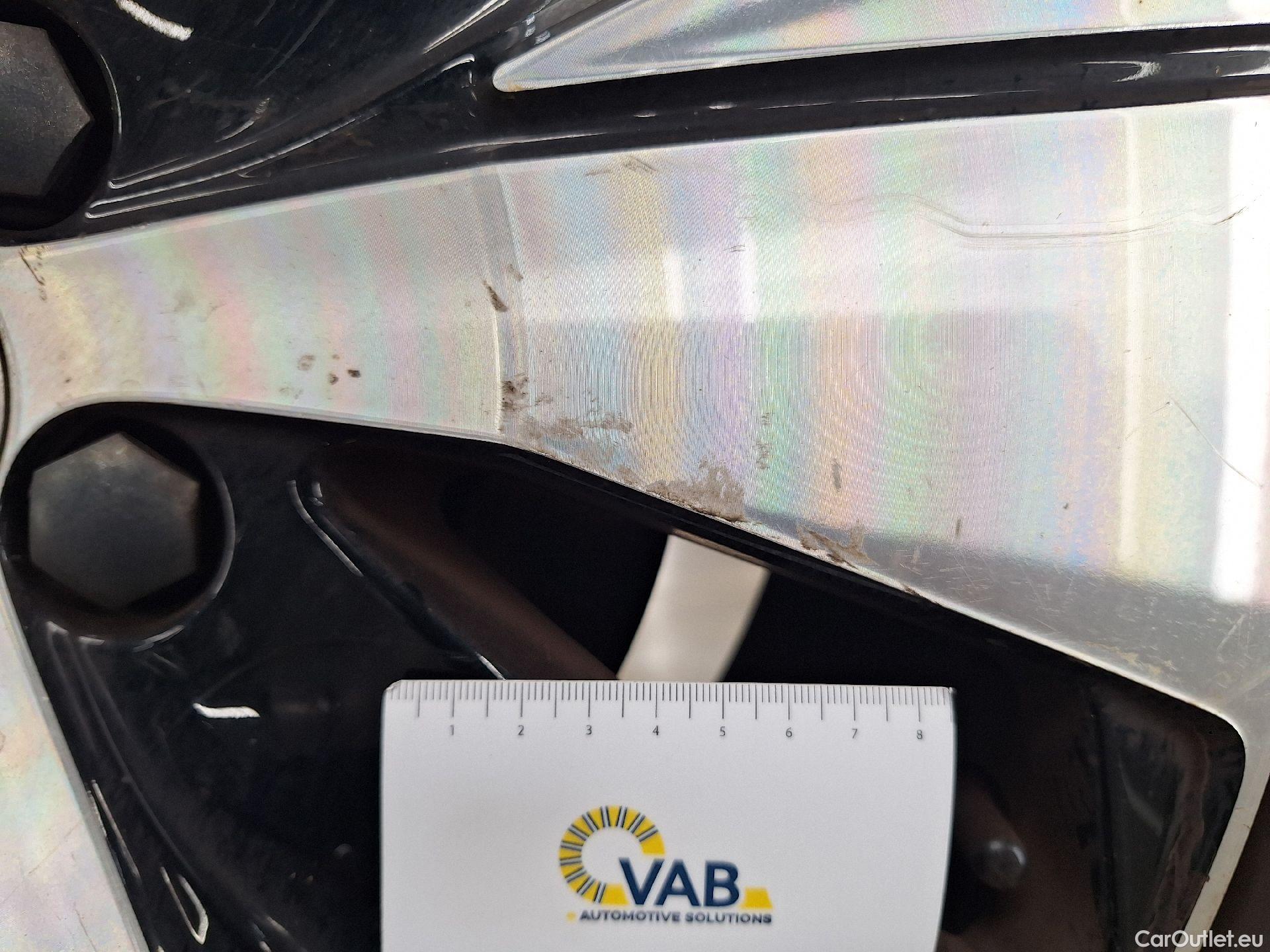  Volvo  XC 40 Volvo, XC40 '17, Volvo XC40 T4 Recharge Geartronic Inscription Expr #38