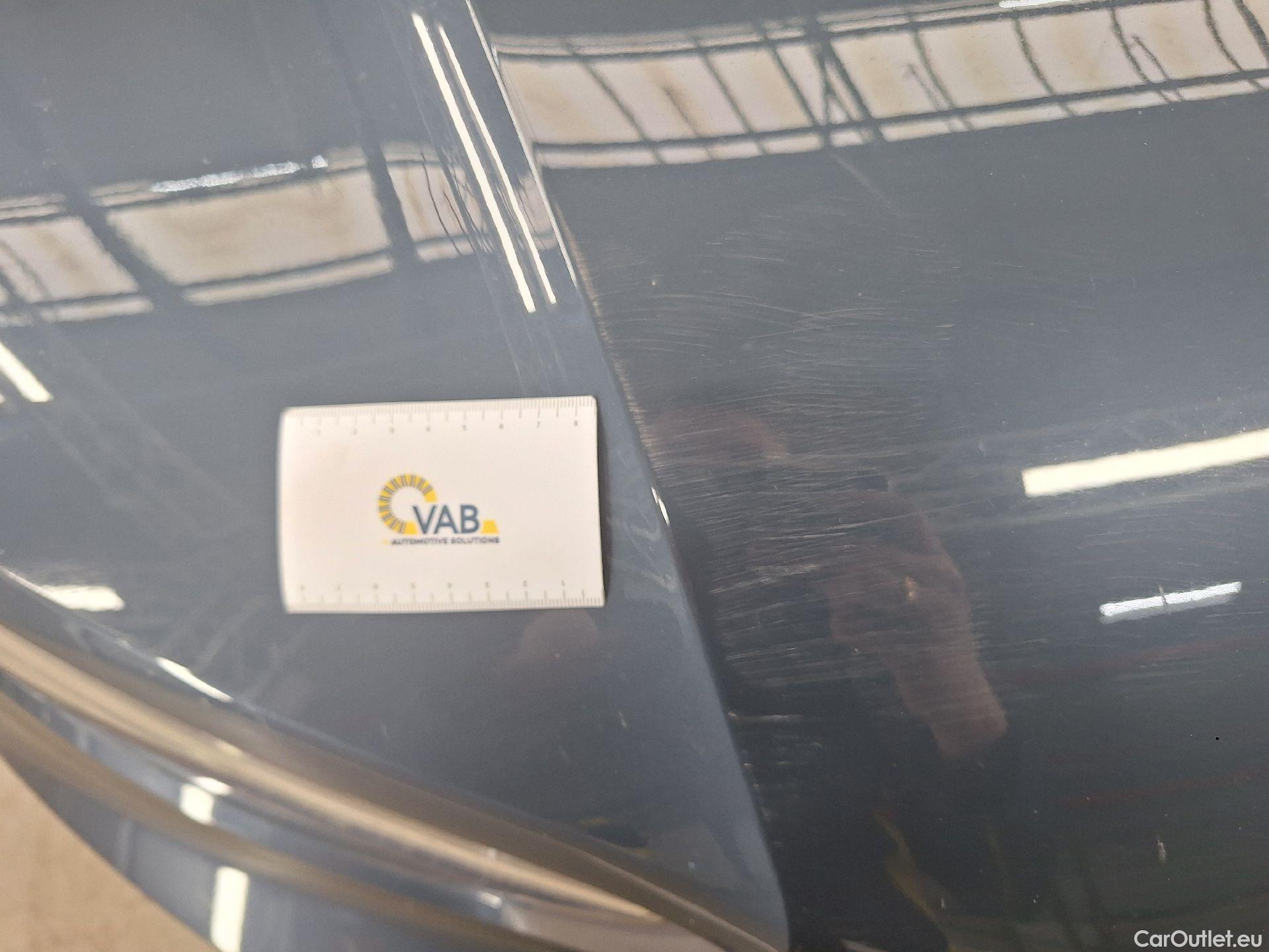  Volvo  XC 40 Volvo, XC40 '17, Volvo XC40 T4 Recharge Geartronic Inscription Expr #82