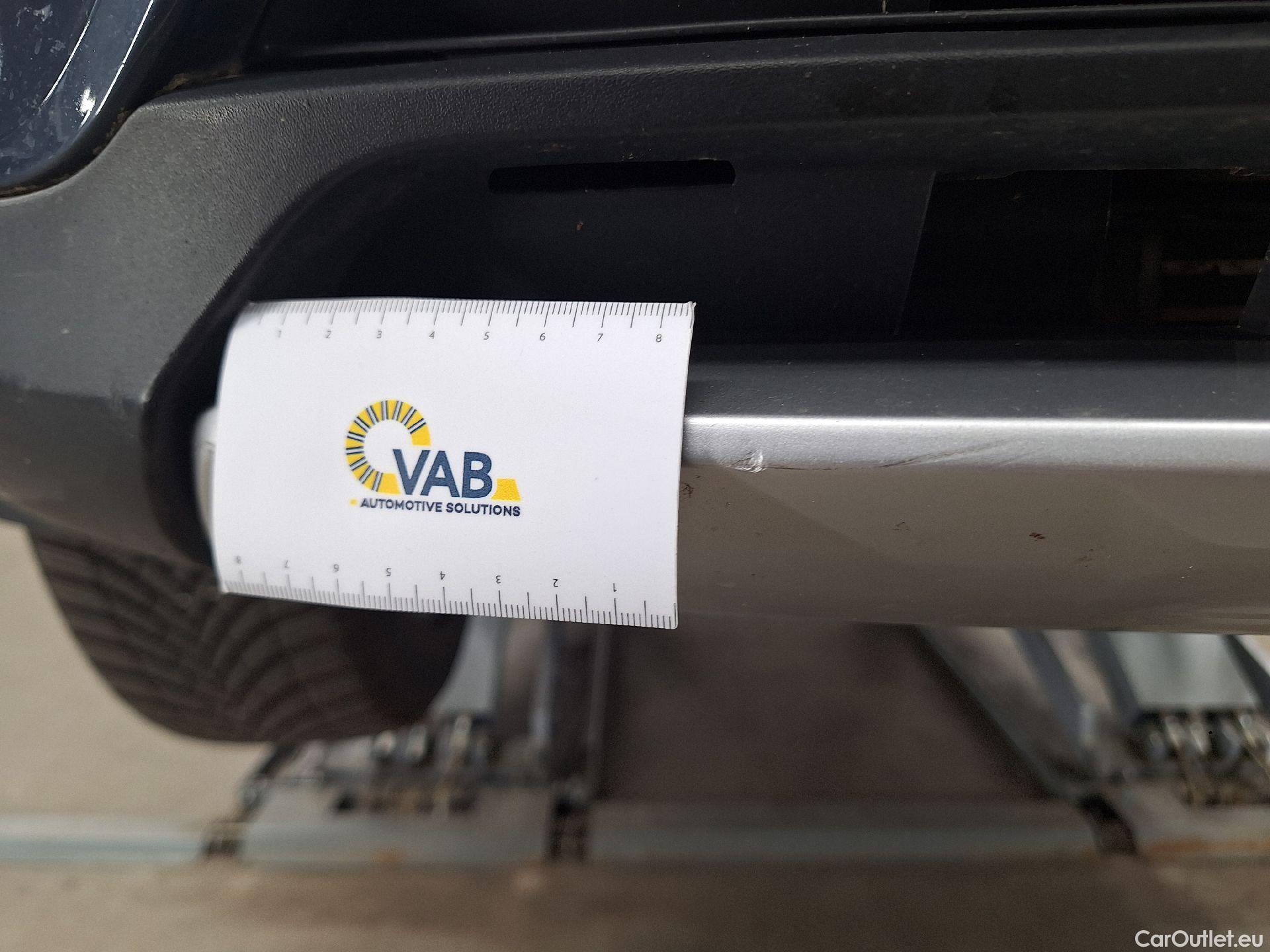  Volvo  XC 40 Volvo, XC40 '17, Volvo XC40 T4 Recharge Geartronic Inscription Expr #9