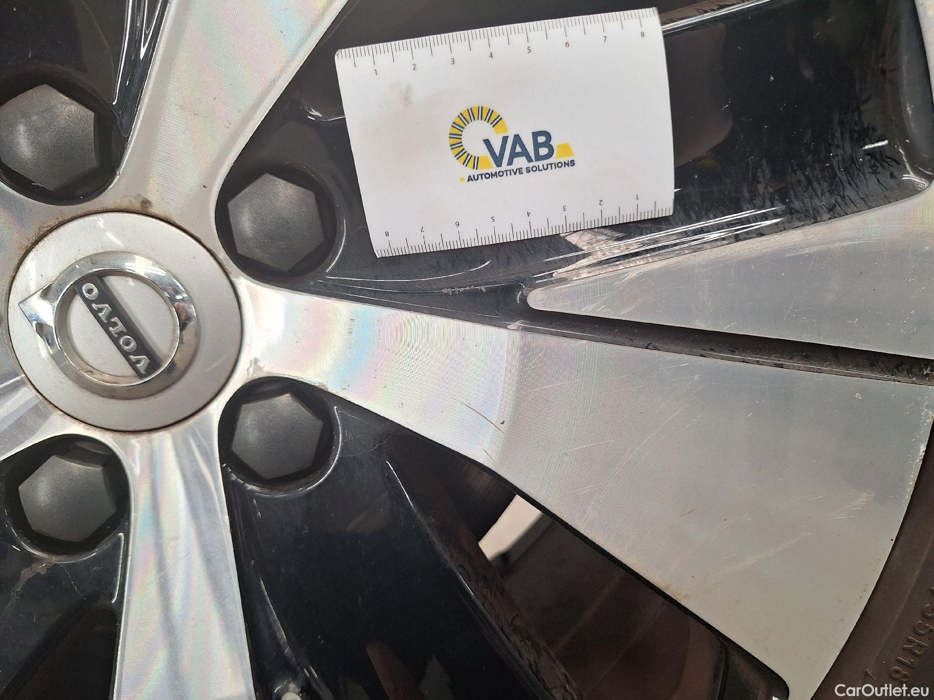  Volvo  XC 40 Volvo, XC40 '17, Volvo XC40 T4 Recharge Geartronic Inscription Expr #74