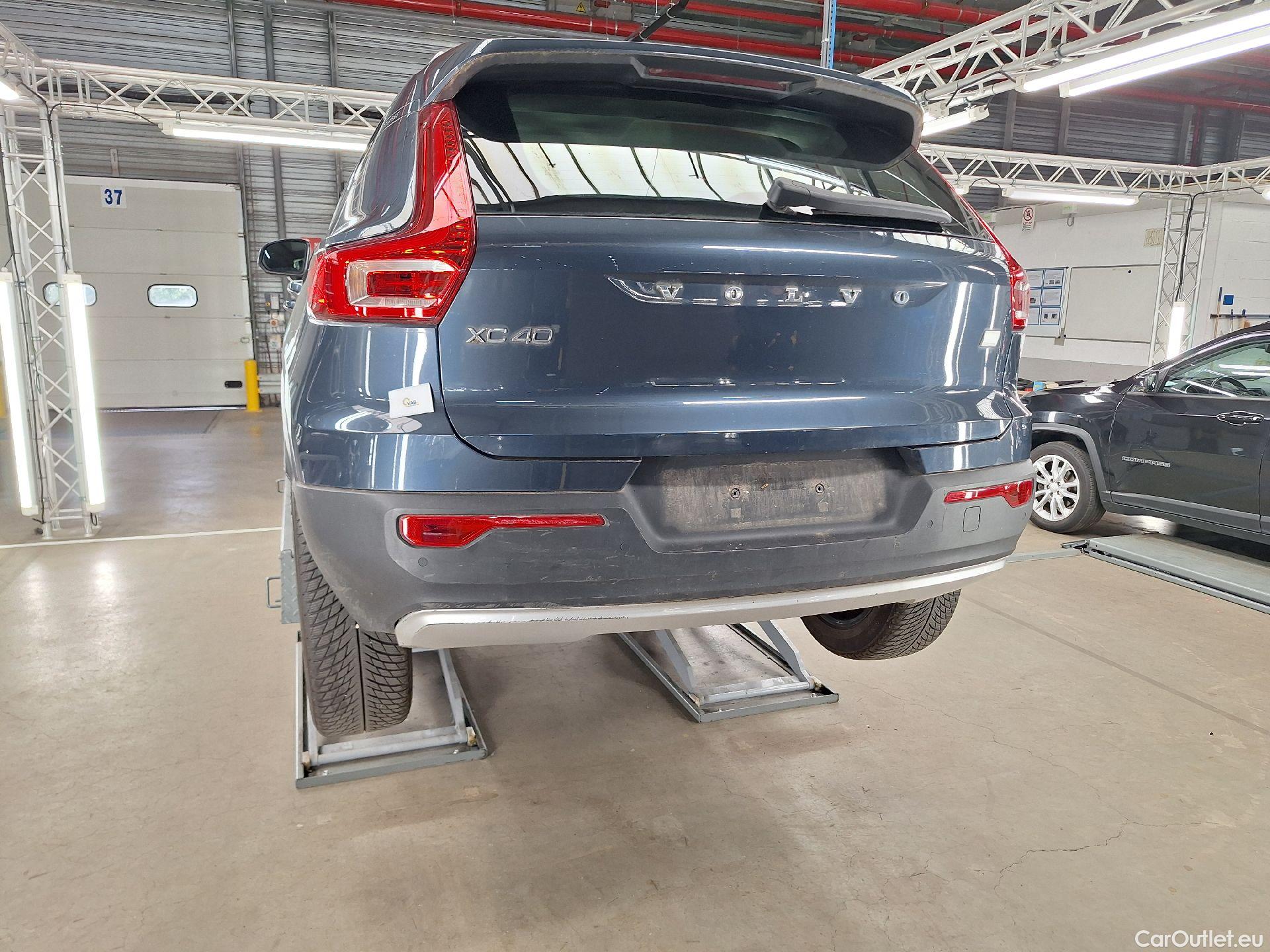 Volvo  XC 40 Volvo, XC40 '17, Volvo XC40 T4 Recharge Geartronic Inscription Expr #39