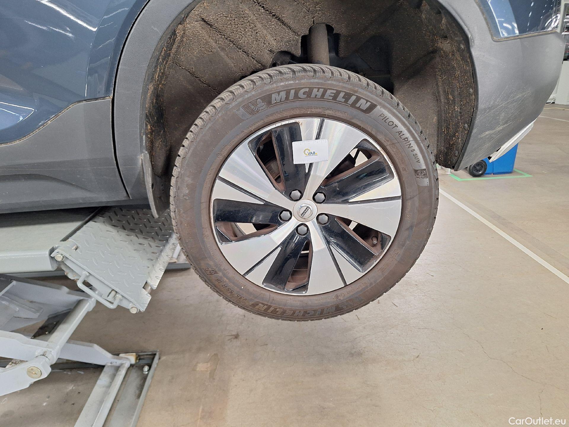 Volvo  XC 40 Volvo, XC40 '17, Volvo XC40 T4 Recharge Geartronic Inscription Expr #35