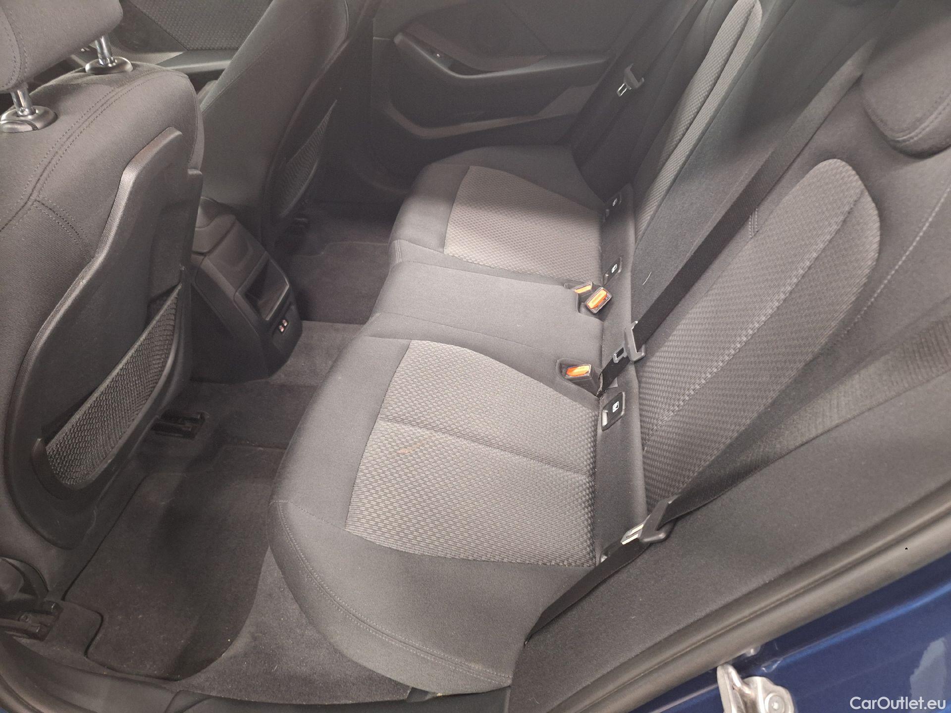  Bmw  Serie 1 BMW, 1-serie '19, BMW 1 Reeks Hatch 116d (85 kW) 5d #12