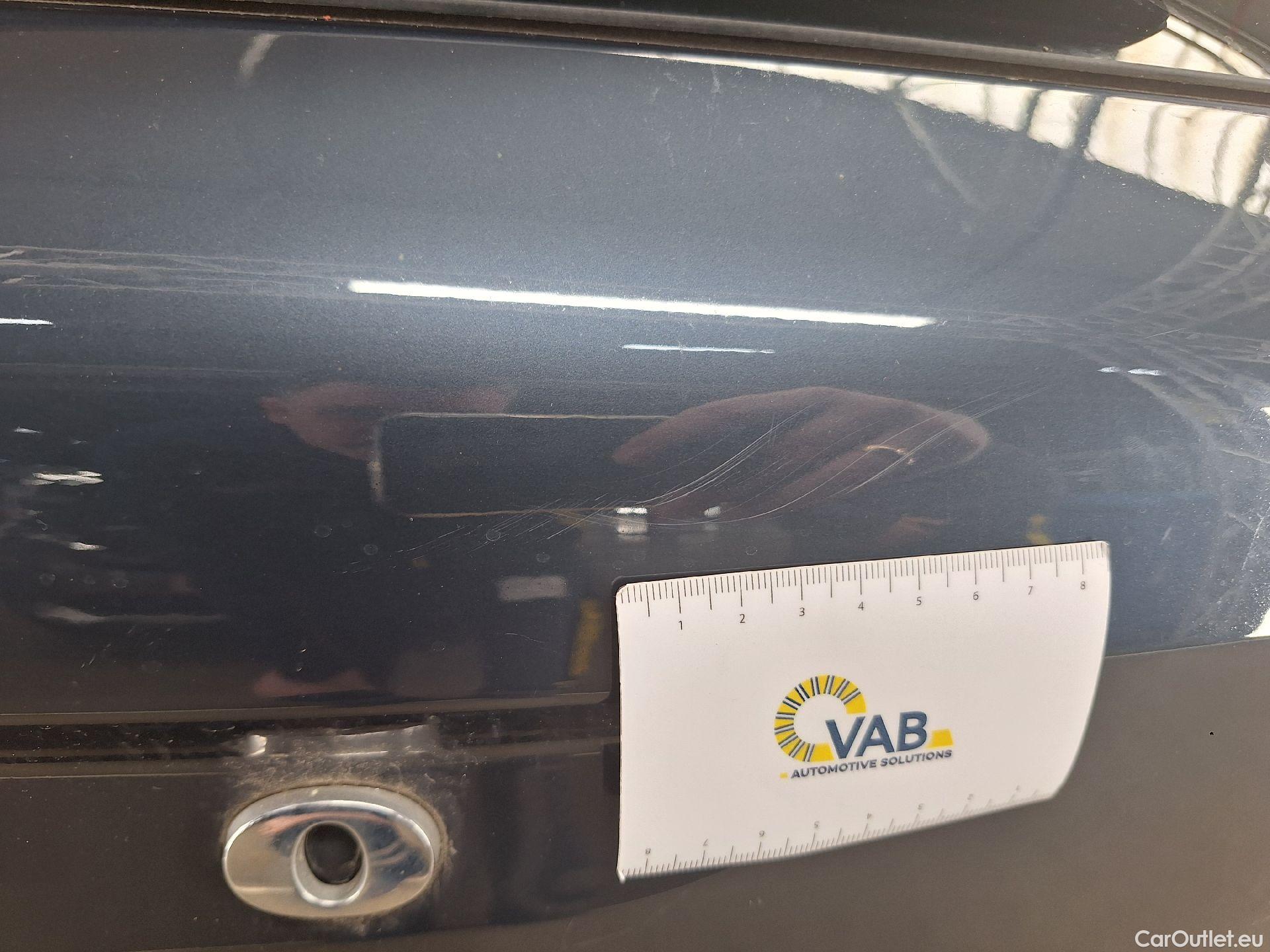  Volvo  XC 40 Volvo, XC40 '17, Volvo XC40 T4 Recharge Geartronic Inscription Expr #116