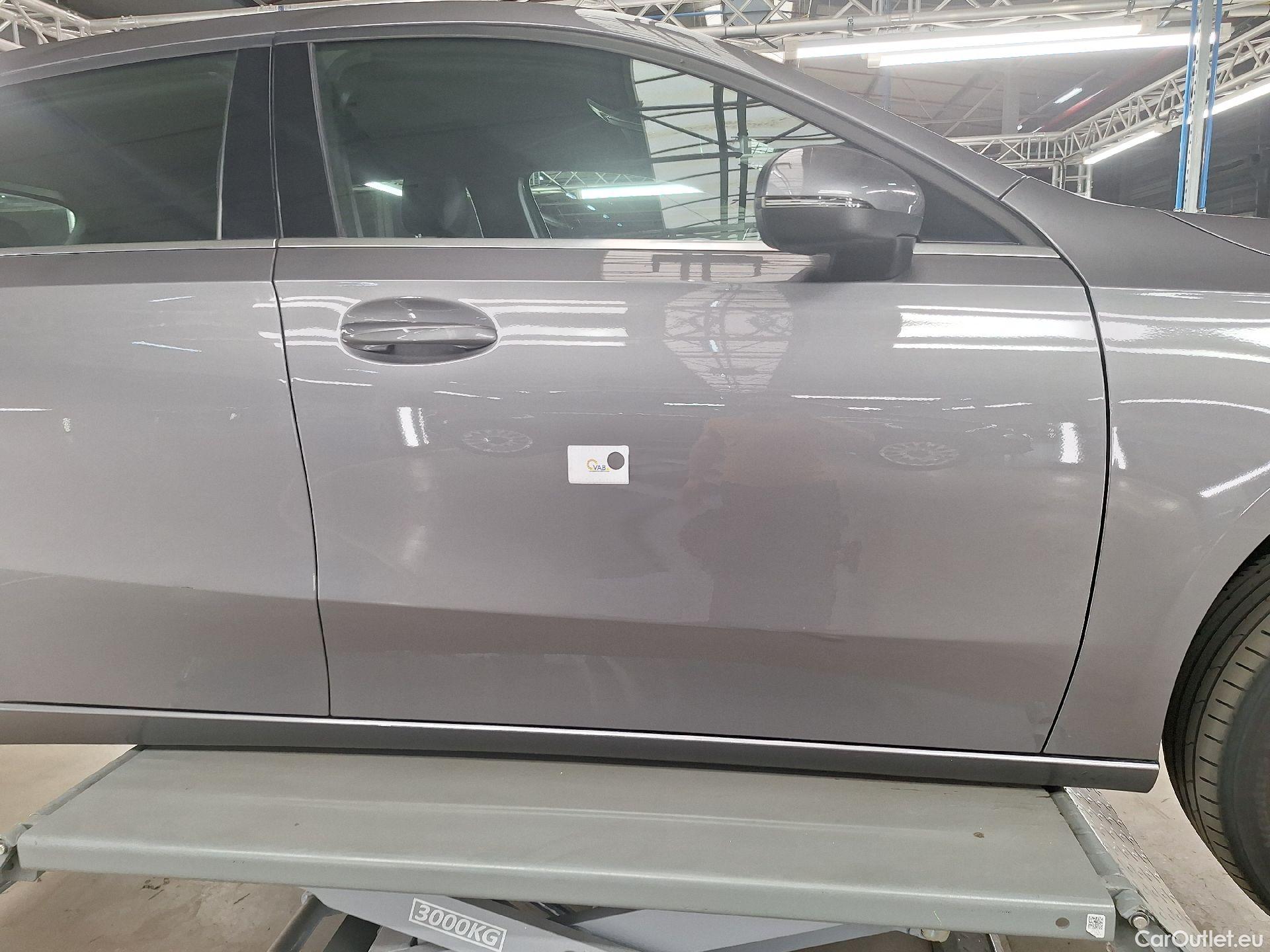  Mercedes  A-Klasse Mercedes, A-Class '18 PHEV, Mercedes-Benz  A 250 e Business Line 5d #26