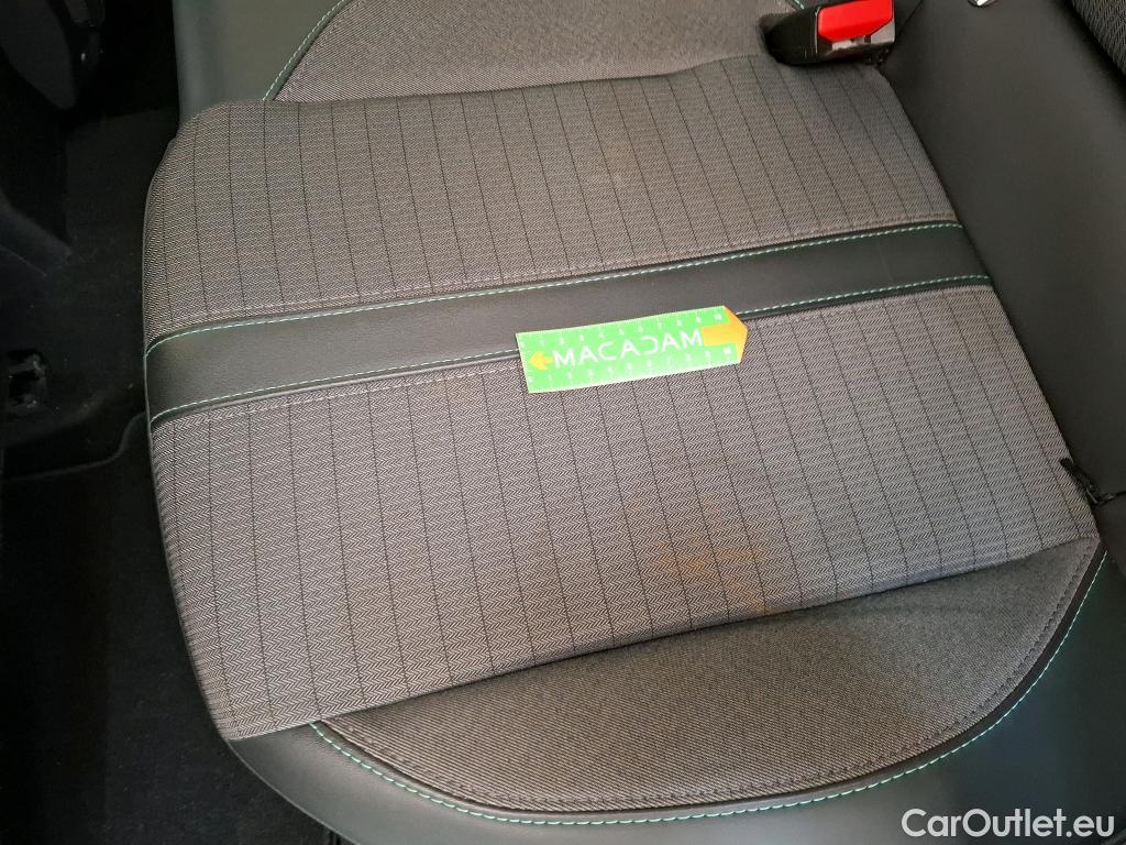  Peugeot  208  Allure Business 1.2 PureTech 100CV BVM6 E6d #22