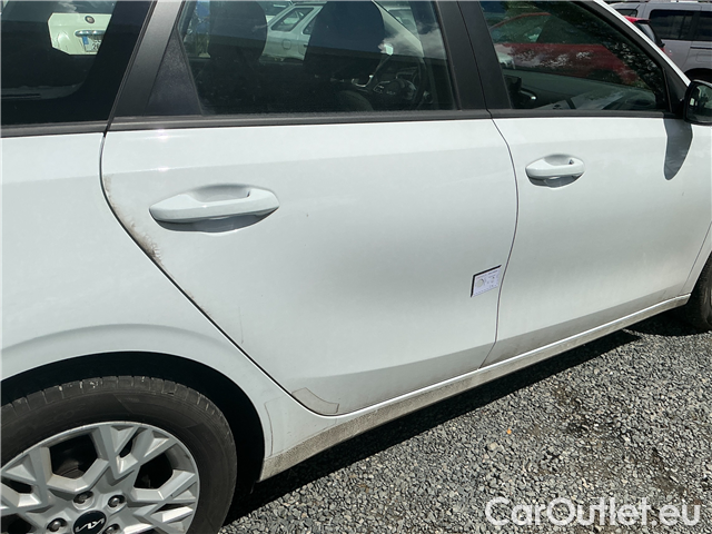  KIA  Cee'd Ceed SW 1.5 T-GDI 118 Spin AT #5