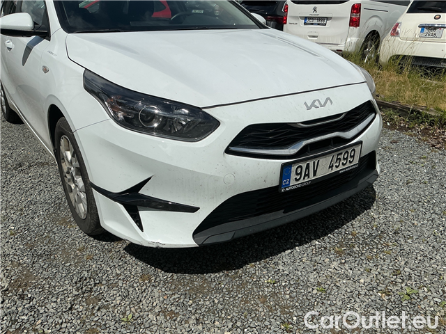  KIA  Cee'd Ceed SW 1.5 T-GDI 118 Spin AT #1