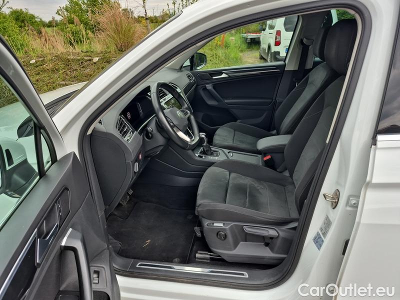 Volkswagen  Tiguan  (AX1)(2020) Tig.1.5TSI 110 Elegance AT #3
