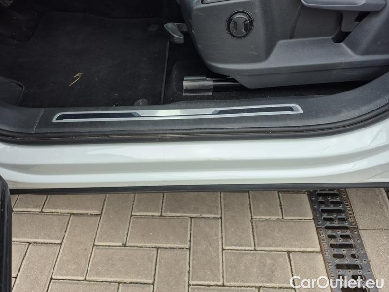  Volkswagen  Tiguan  (AX1)(2020) Tig.1.5TSI 110 Elegance AT #13
