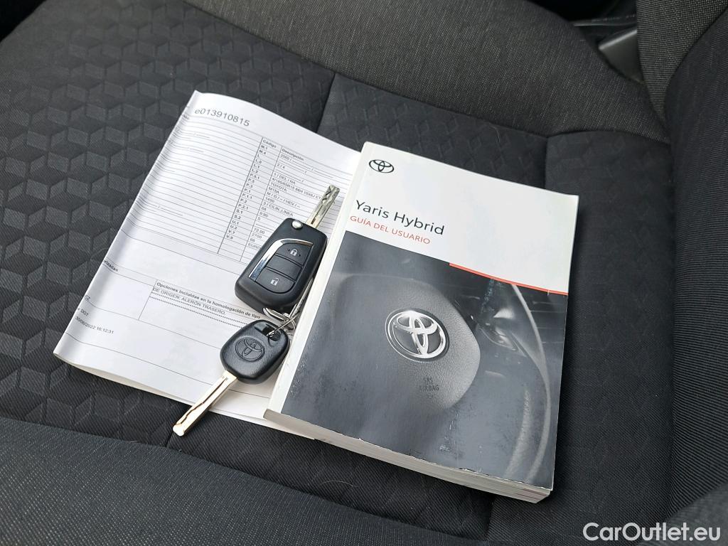  Toyota  Yaris TOYOTA  1.5 120H Business Plus #15