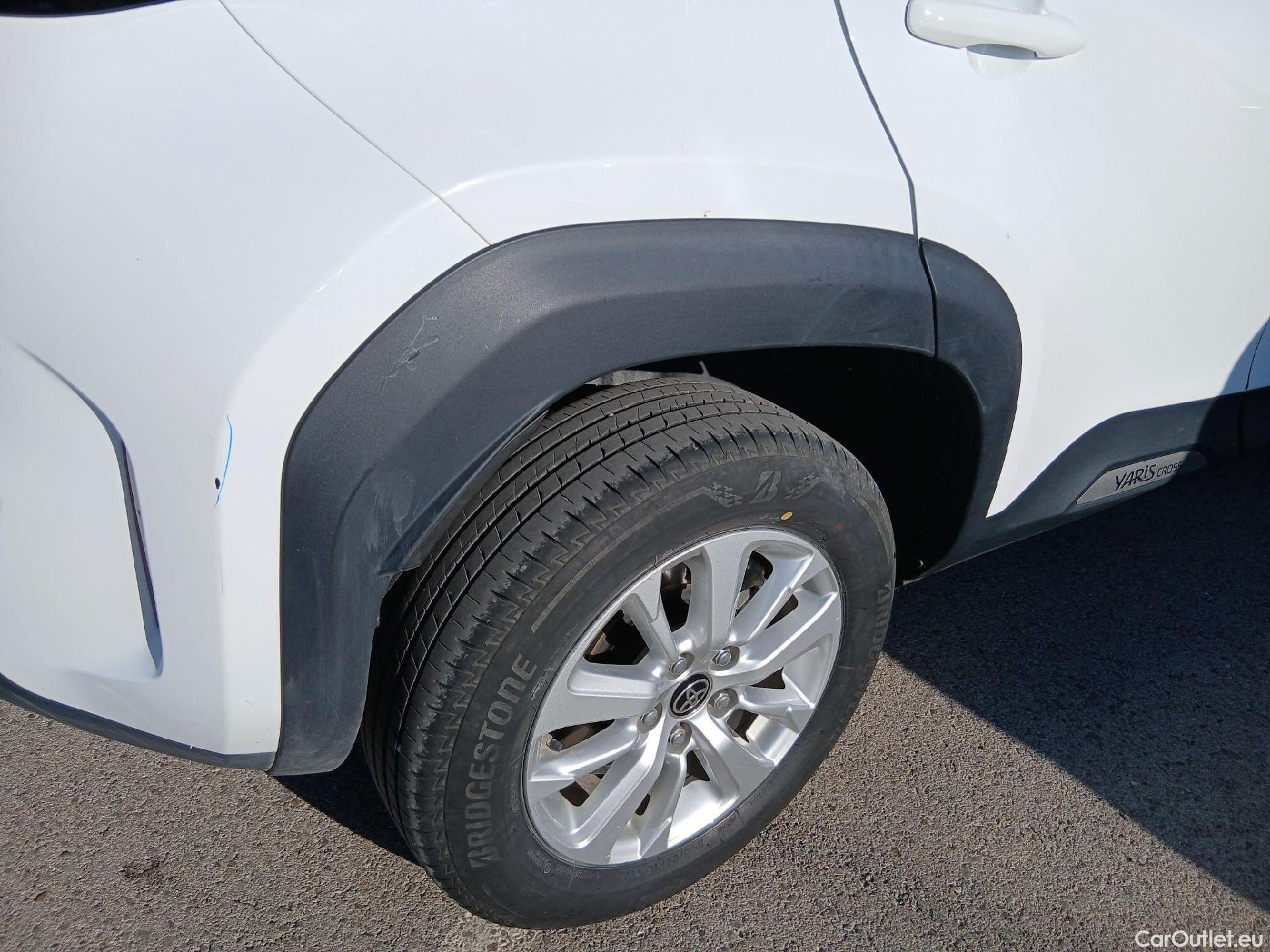  Toyota  Yaris Cross TOYOTA  / 2021 / 5P / todoterreno 1.5 120H Business Plus #20