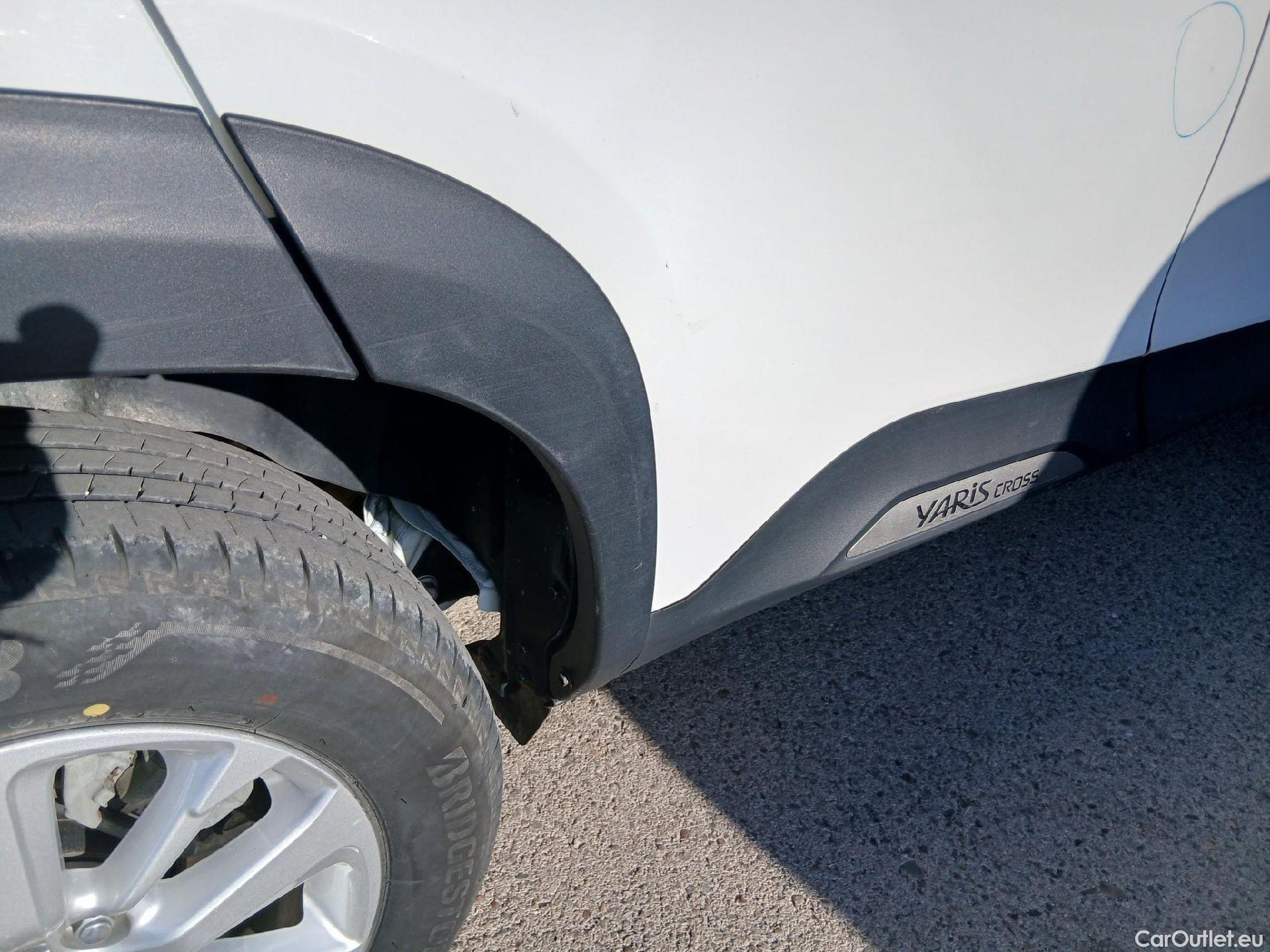  Toyota  Yaris Cross TOYOTA  / 2021 / 5P / todoterreno 1.5 120H Business Plus #22