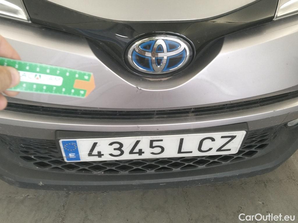  Toyota  C-HR TOYOTA  / 2016 / 5P / todoterreno 1.8 125H Advance (CX) #24
