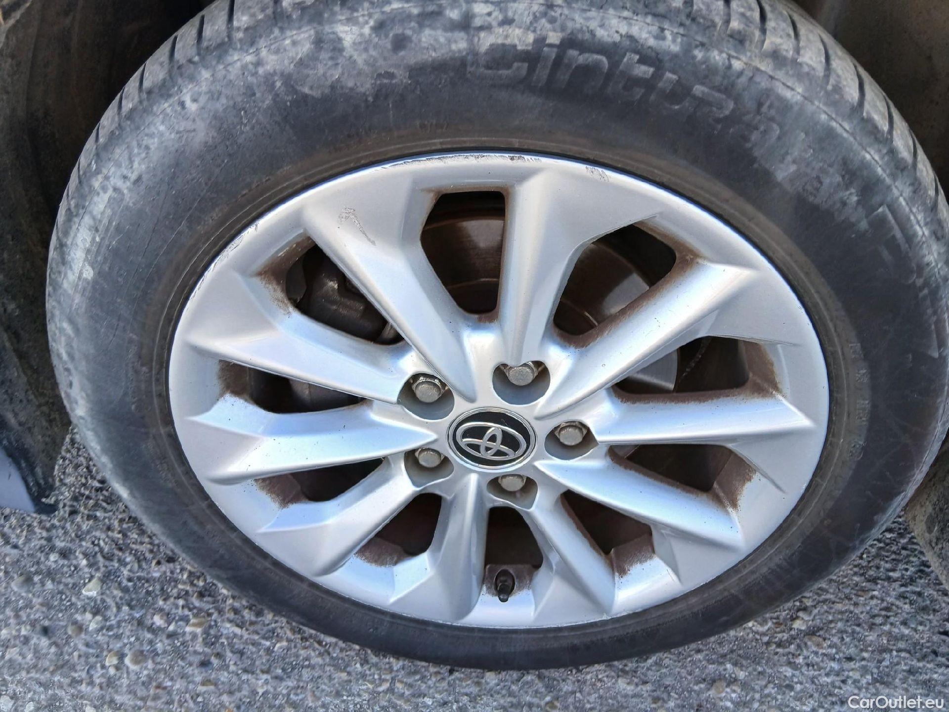  Toyota  Corolla TOYOTA  / 2019 / 4P / sedán 1.8 125H BUSINESS P E-CVT SEDAN Rueda Re #5