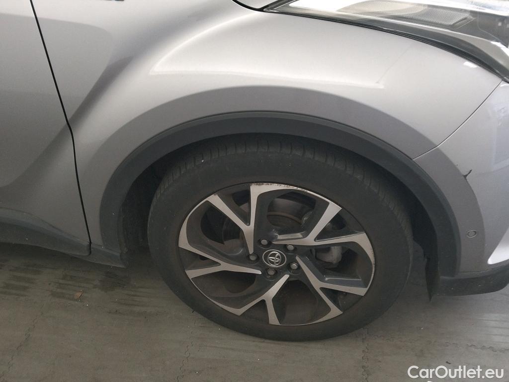  Toyota  C-HR TOYOTA  / 2016 / 5P / todoterreno 1.8 125H Advance (CX) #35