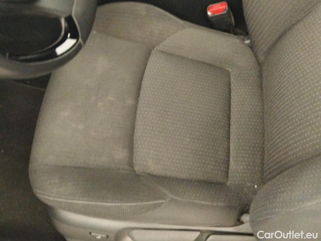  Toyota  C-HR TOYOTA  / 2016 / 5P / todoterreno 1.8 125H Advance (CX) #15