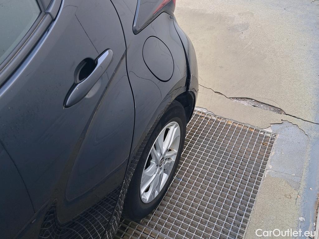  Toyota  Yaris TOYOTA  1.5 120H Business Plus #9