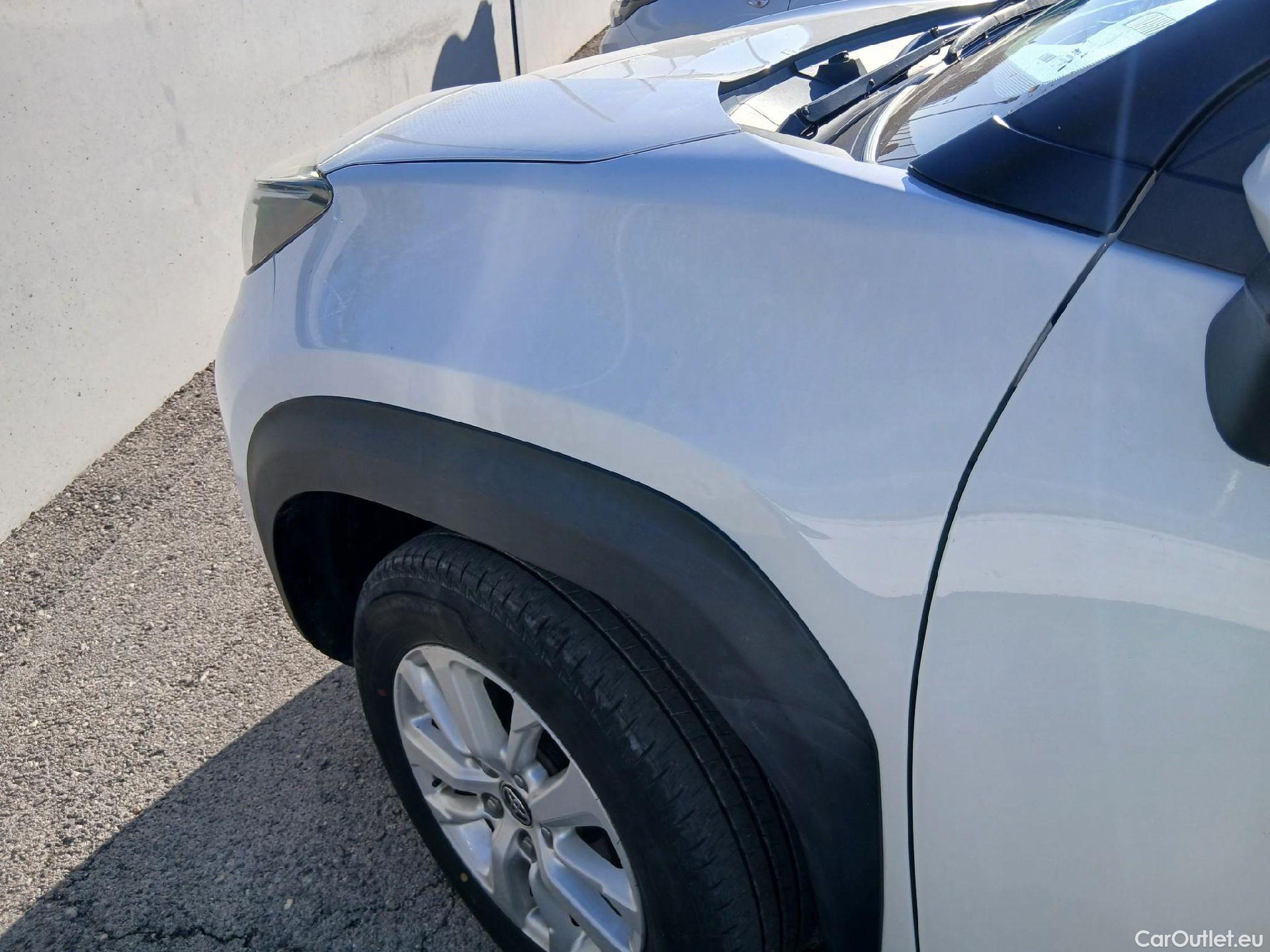  Toyota  Yaris Cross TOYOTA  / 2021 / 5P / todoterreno 1.5 120H Business Plus #8