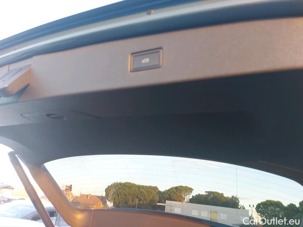  Volkswagen  Tiguan VOLKSWAGEN  Allspace / 2021 / 5P / todoterreno Life 2.0 TDI 110kW (150CV) DSG #21