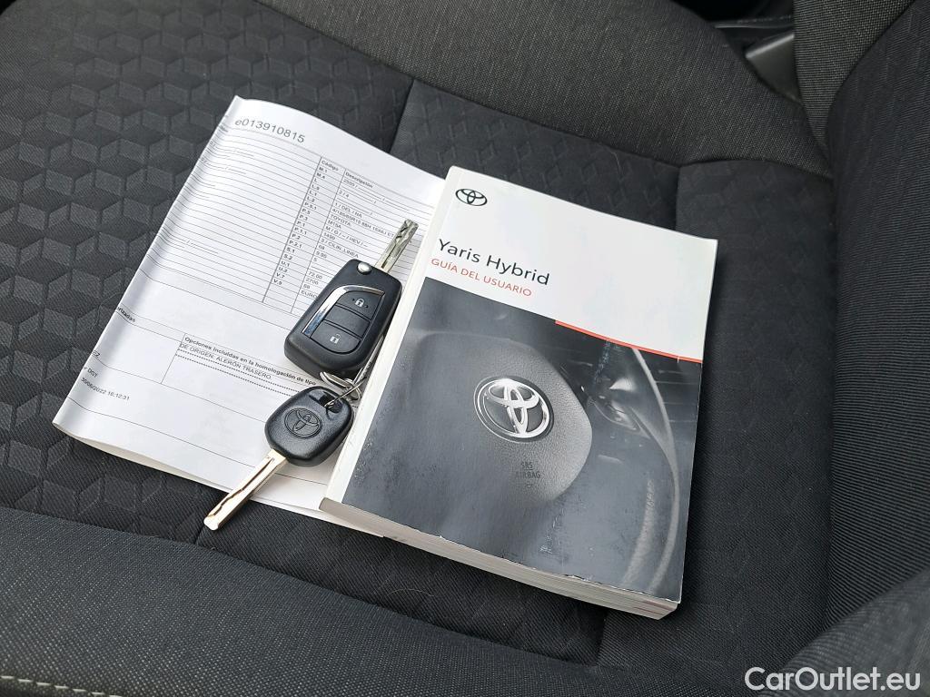  Toyota  Yaris TOYOTA  1.5 120H Business Plus #16