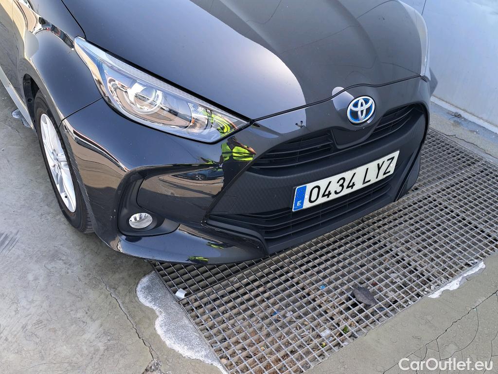  Toyota  Yaris TOYOTA  1.5 120H Business Plus #17