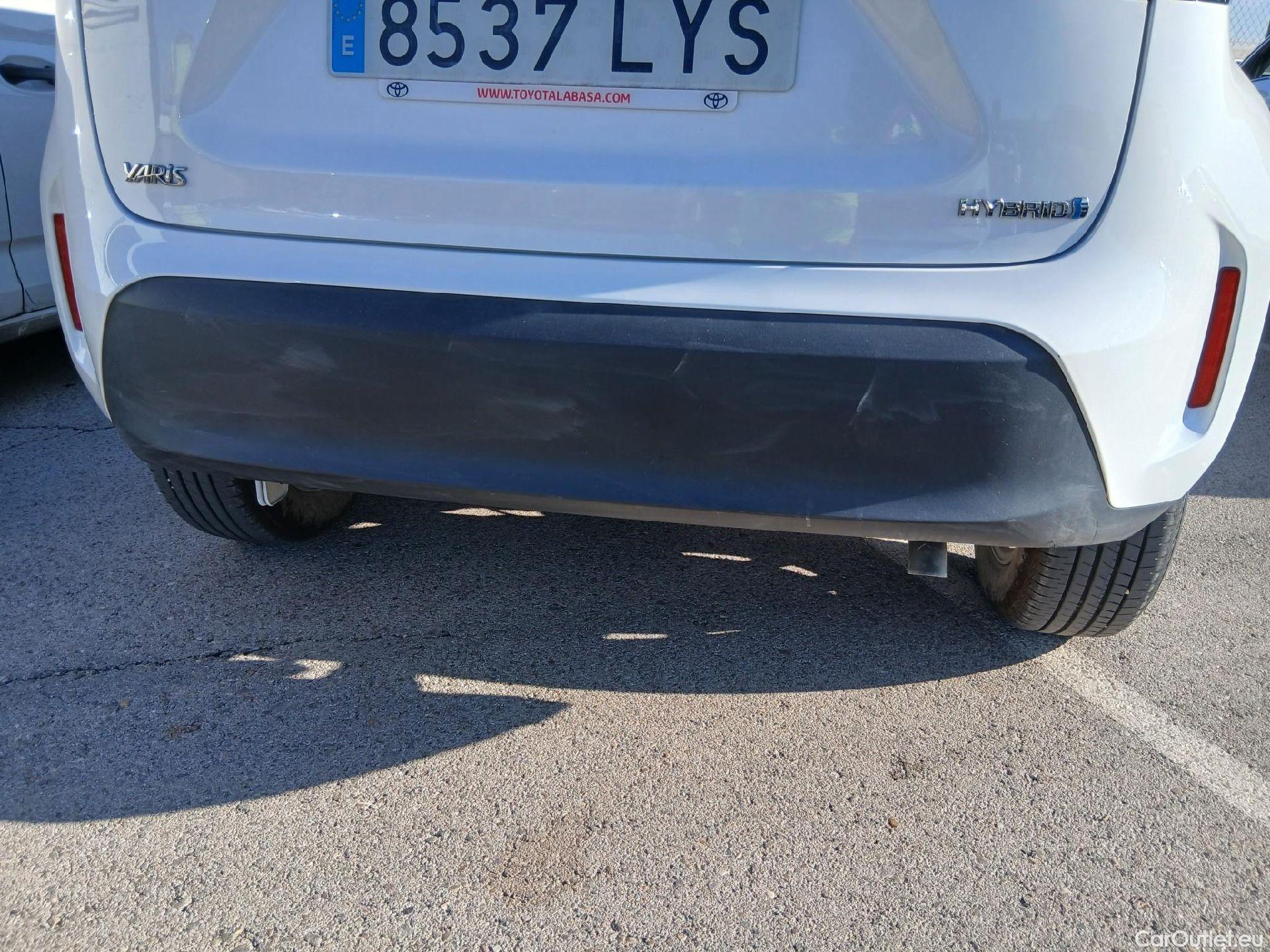  Toyota  Yaris Cross TOYOTA  / 2021 / 5P / todoterreno 1.5 120H Business Plus #17