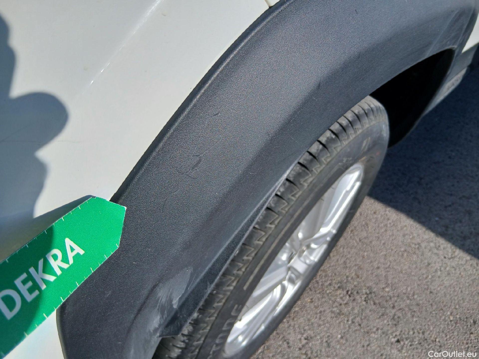  Toyota  Yaris Cross TOYOTA  / 2021 / 5P / todoterreno 1.5 120H Business Plus #21