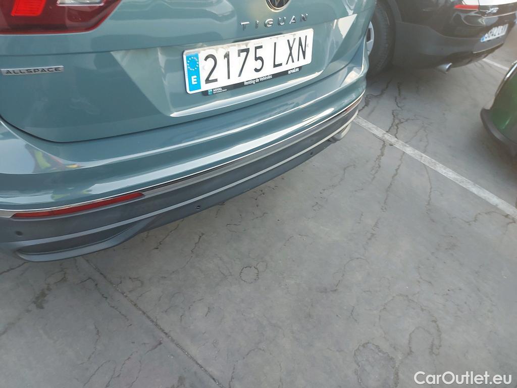  Volkswagen  Tiguan VOLKSWAGEN  Allspace / 2021 / 5P / todoterreno Life 2.0 TDI 110kW (150CV) DSG #25