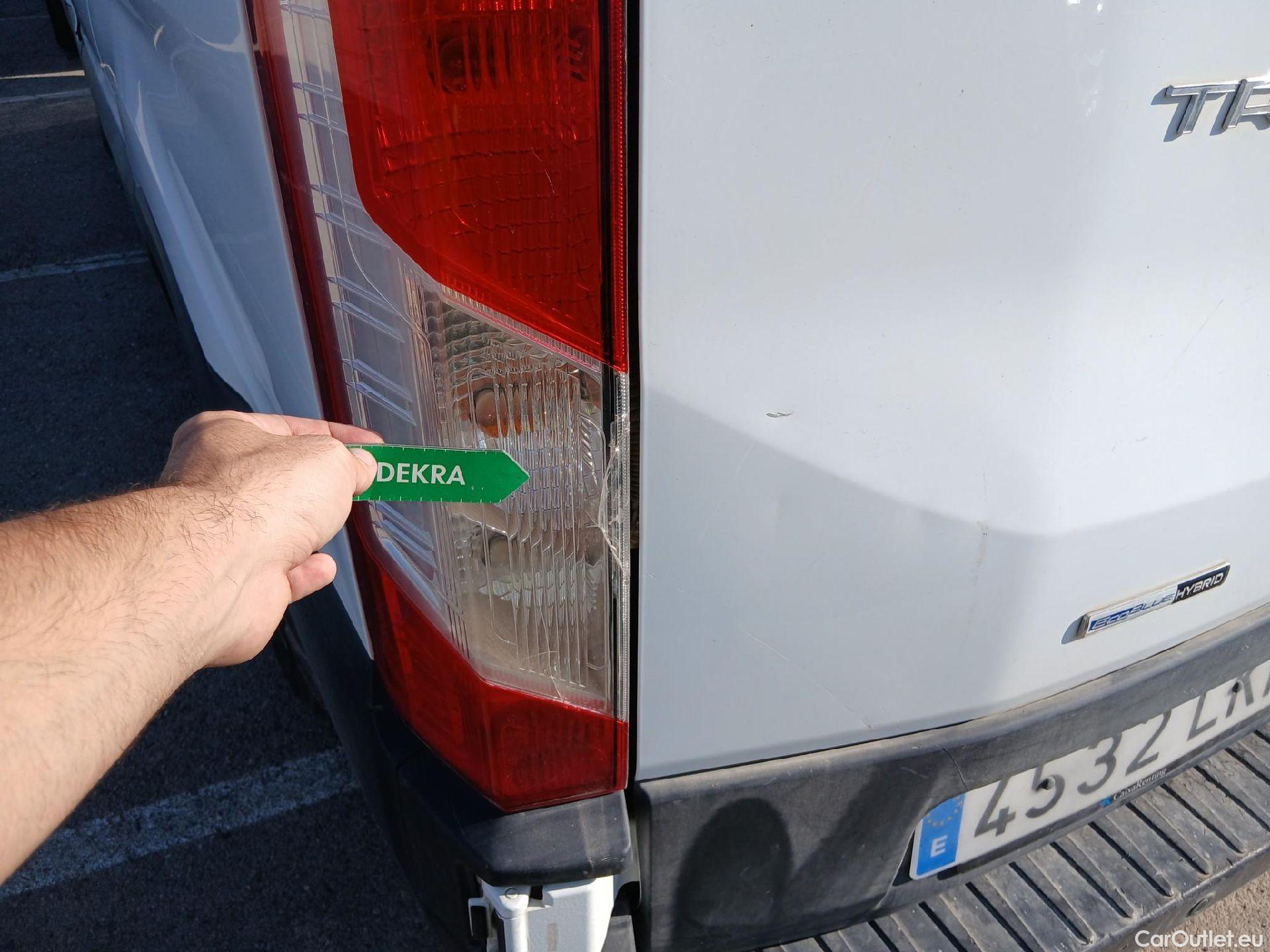  Ford  Transit FORD  / 2013 / 4P / furgón 310 96kW L2H2 Van Trend FWD MHEV #13