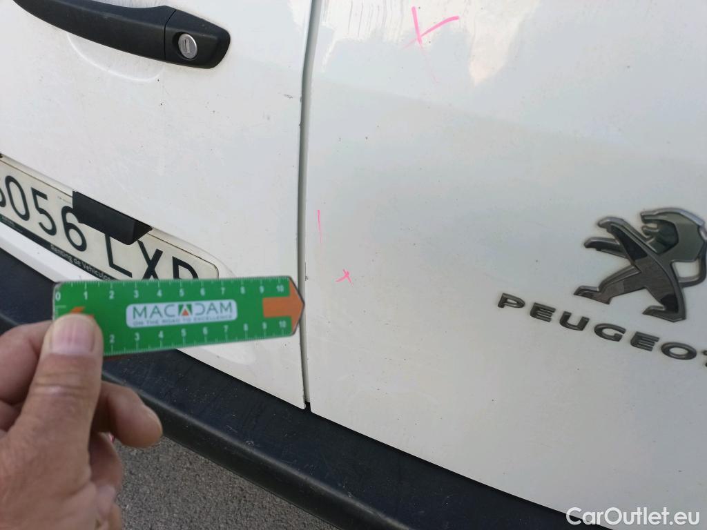  Peugeot  Partner PEUGEOT  / 2018 / 3P / furgón derivado de turismo Pro Standard 600kg BlueHDi 73kW #3
