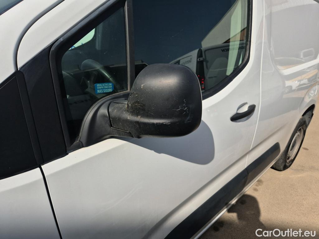  Citroen  Berlingo CITROEN  / 2018 / 3P / furgón derivado de turismo Talla M BlueHDi 100 CONTROL #25