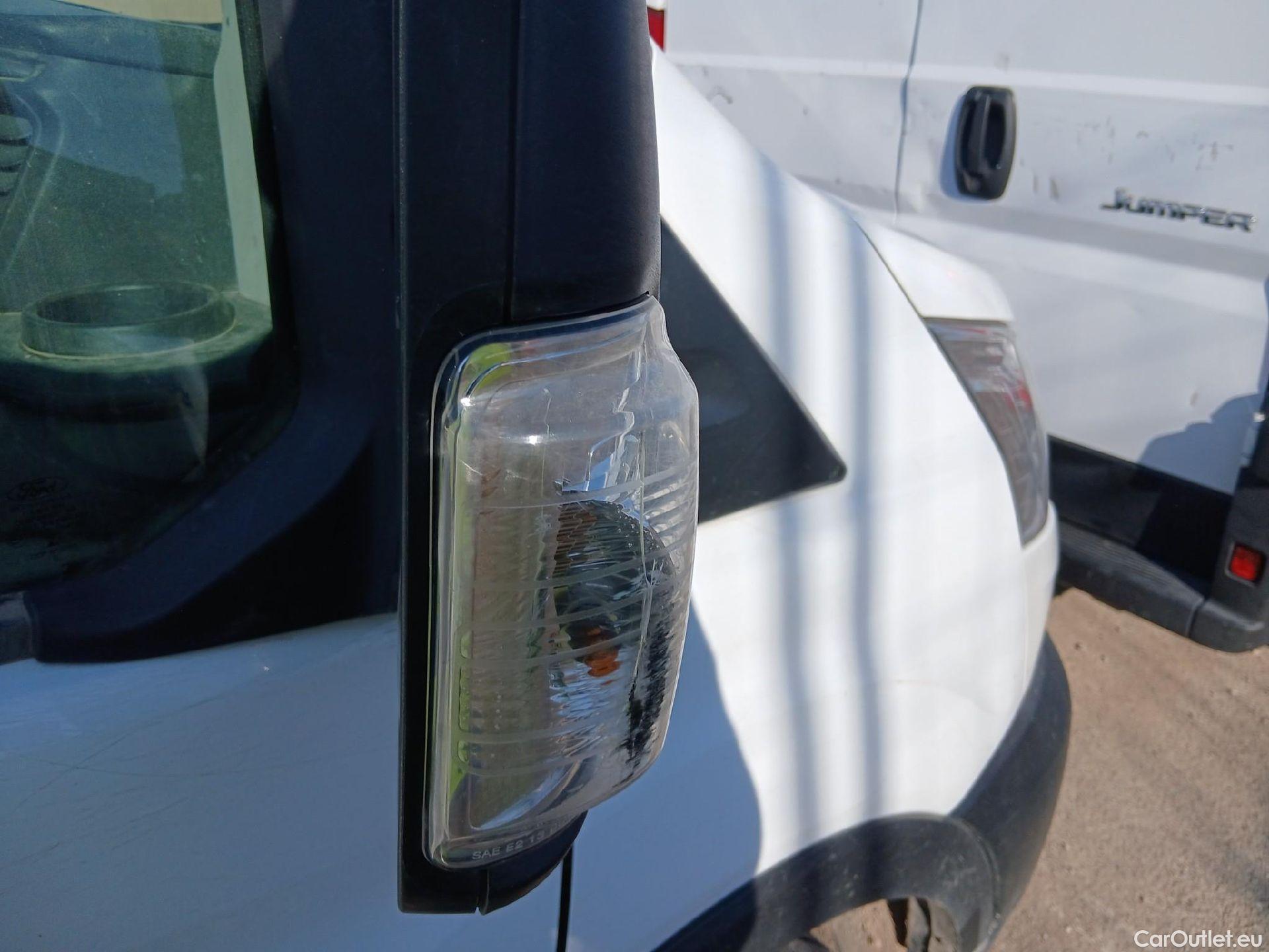  Ford  Transit FORD  / 2013 / 4P / furgón 310 96kW L2H2 Van Trend FWD MHEV #27