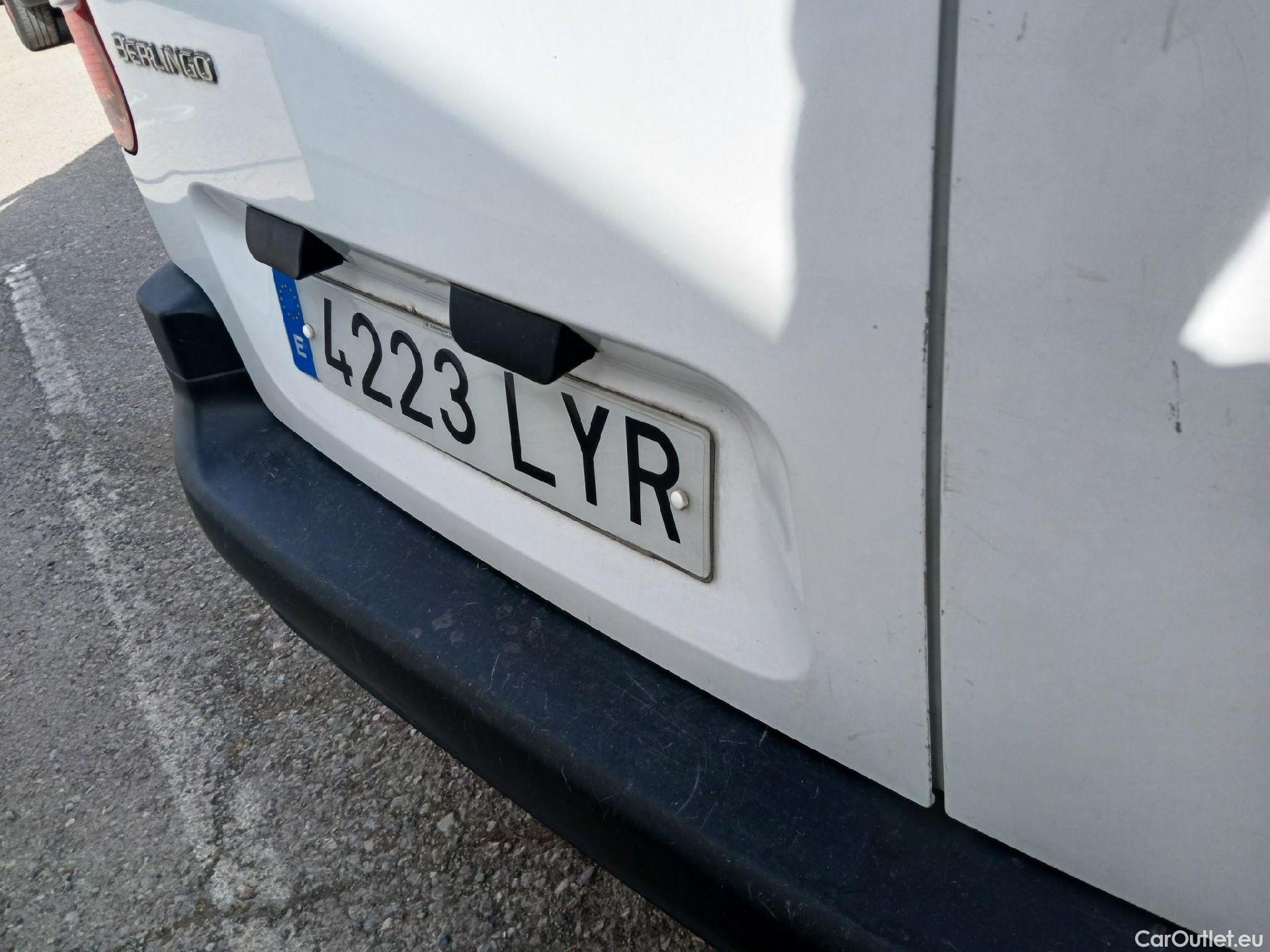  Citroen  Berlingo CITROEN  / 2018 / 3P / furgón derivado de turismo Talla M BlueHDi 100 CONTROL #48
