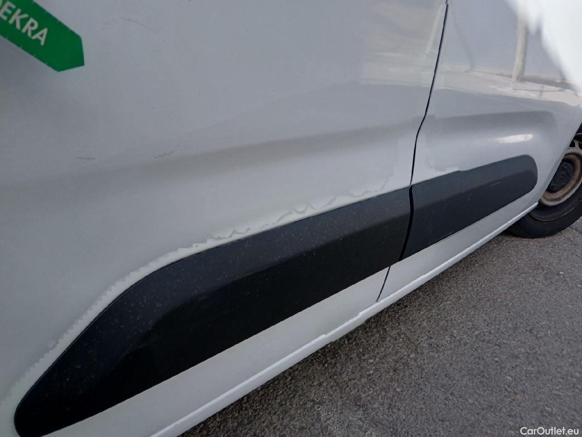  Citroen  Berlingo CITROEN  / 2018 / 3P / furgón derivado de turismo Talla M BlueHDi 100 CONTROL #53