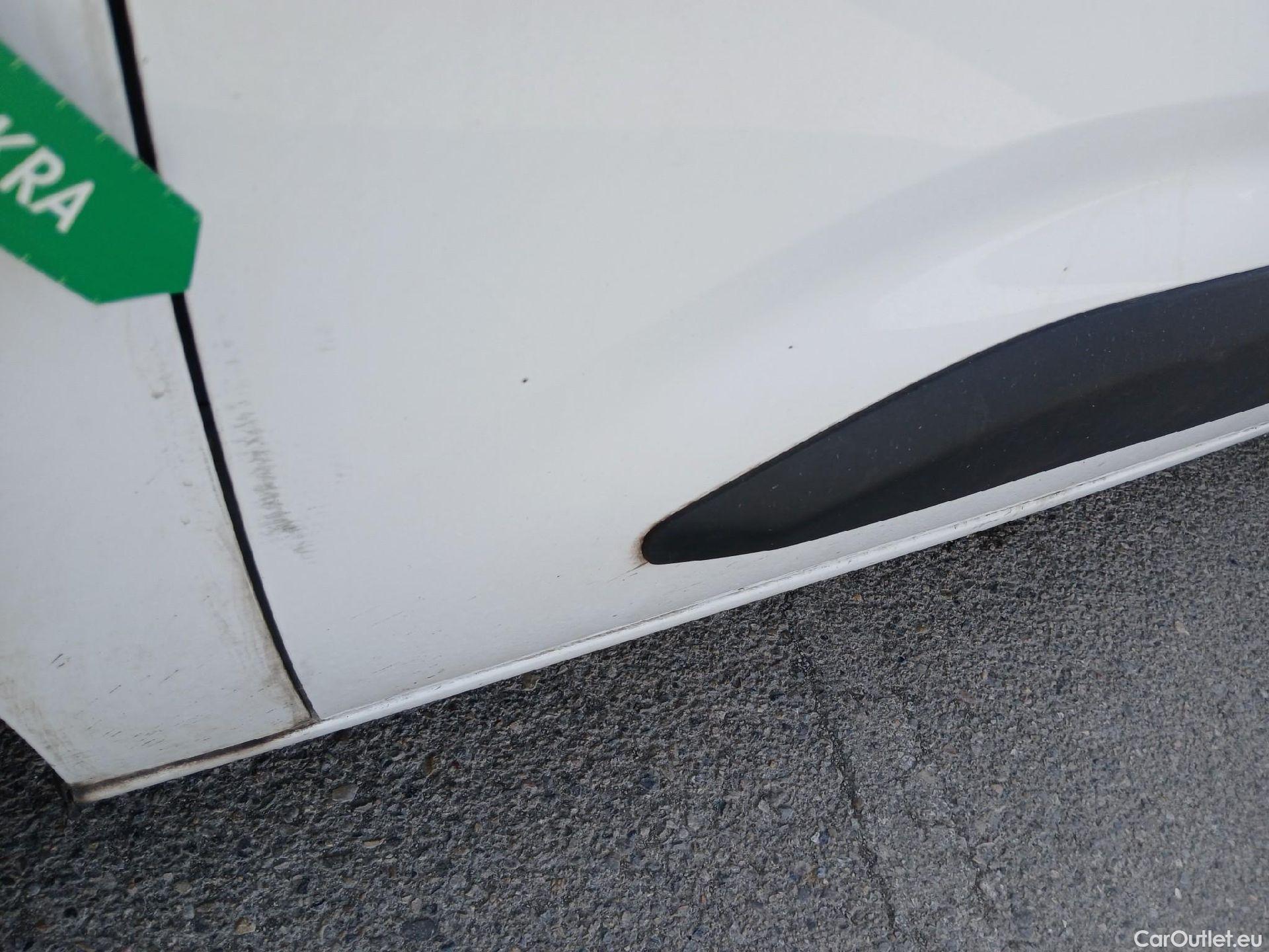  Citroen  Berlingo CITROEN  / 2018 / 3P / furgón derivado de turismo Talla M BlueHDi 100 CONTROL #31