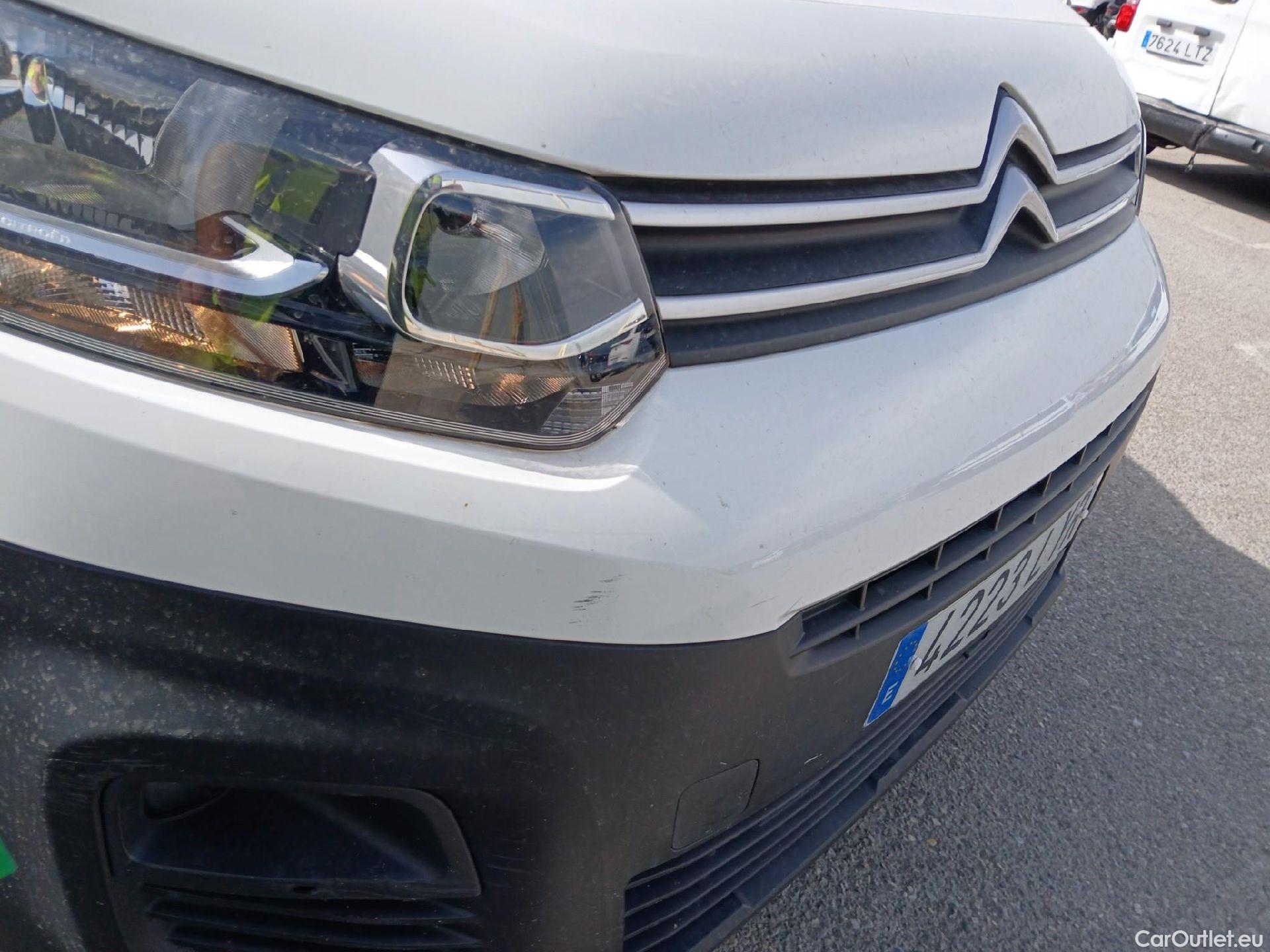  Citroen  Berlingo CITROEN  / 2018 / 3P / furgón derivado de turismo Talla M BlueHDi 100 CONTROL #18