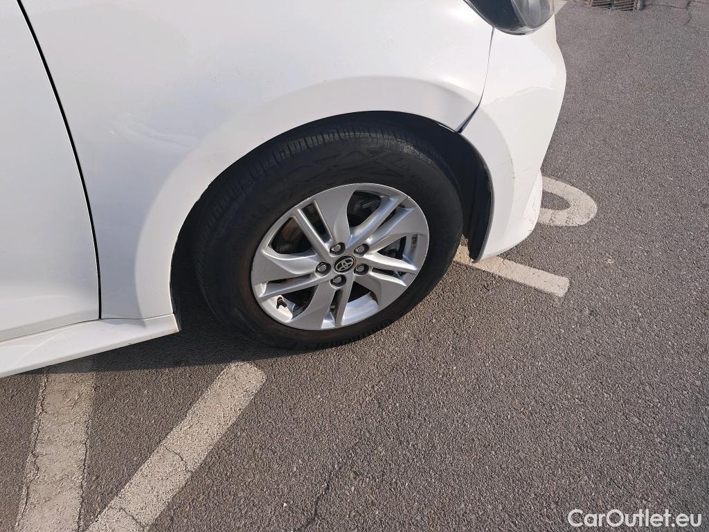  Toyota  Yaris TOYOTA  / 2020 / 5P / berlina comercial / 1.5 120H Business Plus (IND) #19