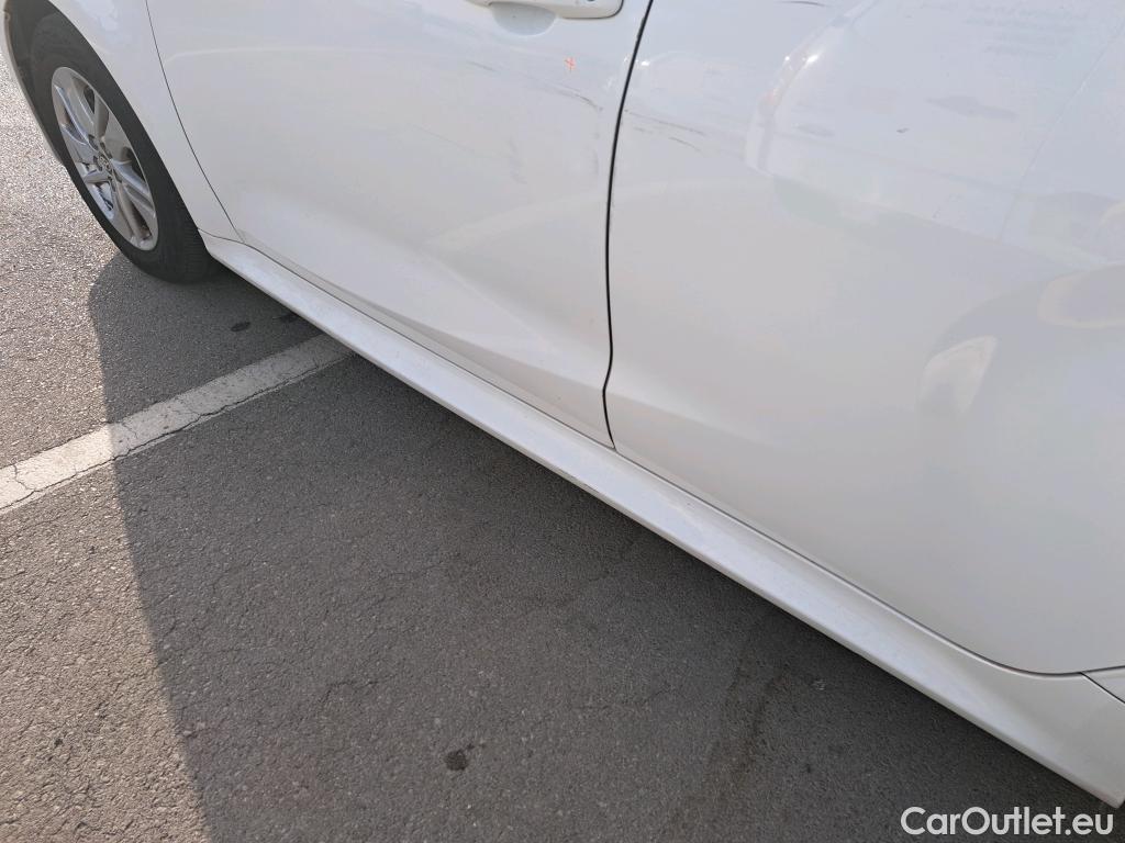  Toyota  Yaris TOYOTA  / 2020 / 5P / berlina comercial / 1.5 120H Business Plus (IND) #33