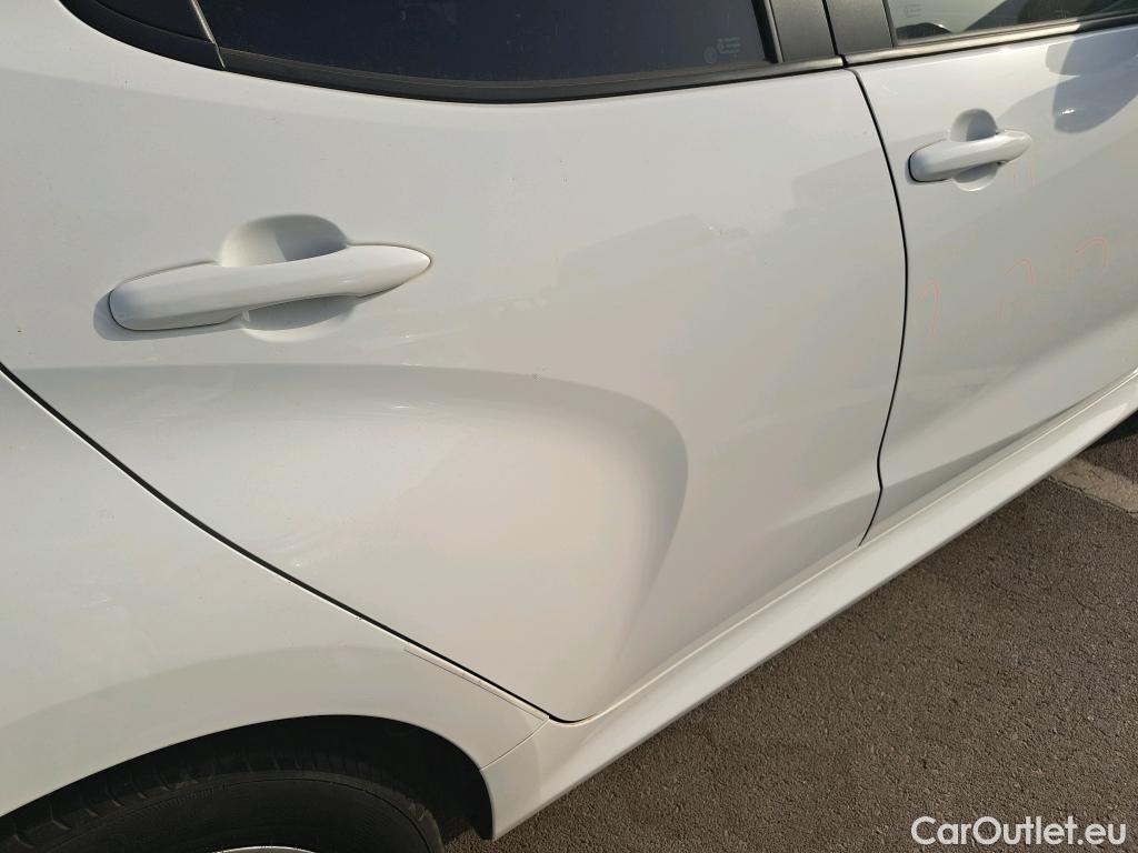  Toyota  Yaris TOYOTA  / 2020 / 5P / berlina comercial / 1.5 120H Business Plus (IND) #29