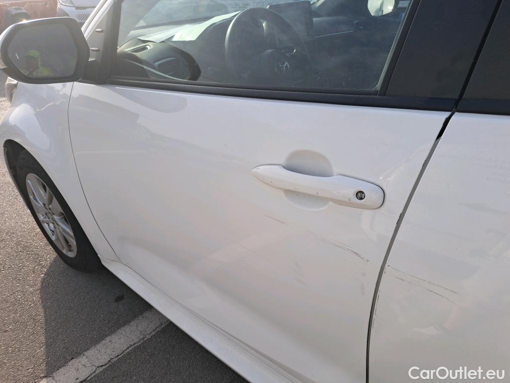  Toyota  Yaris TOYOTA  / 2020 / 5P / berlina comercial / 1.5 120H Business Plus (IND) #35
