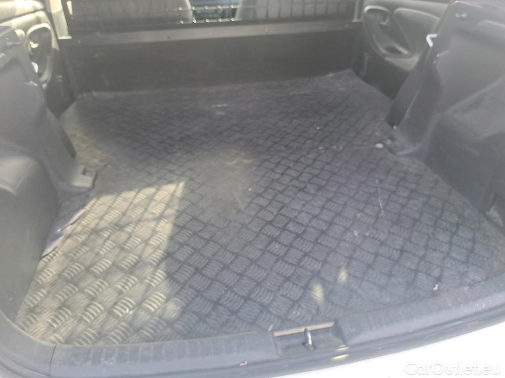  Toyota  Yaris TOYOTA  / 2020 / 5P / berlina comercial / 1.5 120H Business Plus (IND) #15