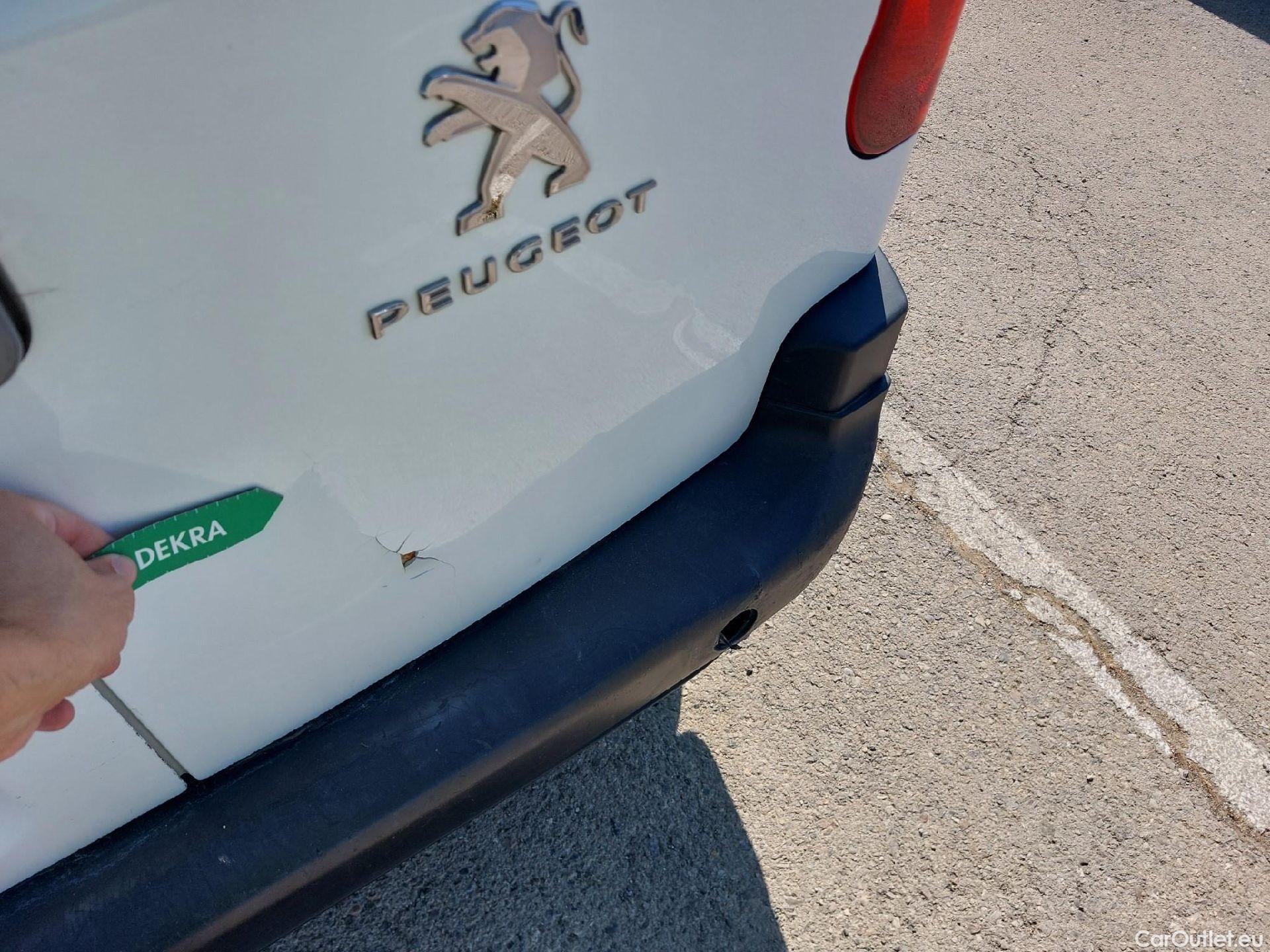  Peugeot  Partner PEUGEOT  / 2018 / 3P / furgón derivado de turismo Pro Standard 600kg BlueHDi 73kW (AC) #13