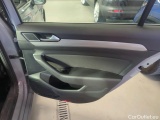  Volkswagen  Passat Volkswagen  2.0 TDI EVO 150 KM 6 biegów Business 4d #25