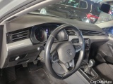  Volkswagen  Passat Volkswagen  2.0 TDI EVO 150 KM 6 biegów Business 4d #32