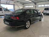  Volkswagen  Passat Volkswagen  2.0 TDI EVO 150 KM DSG Elegance 4d #2