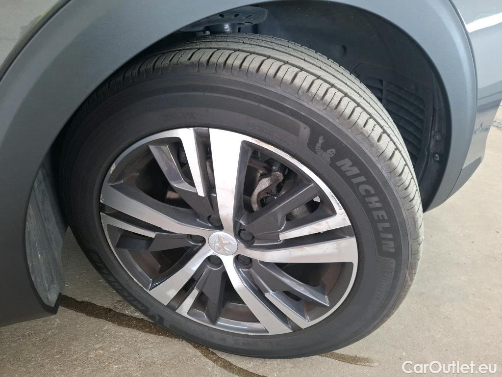  Peugeot  3008  Allure Pack 1.5 HDi 130CV BVA8 E6d #26