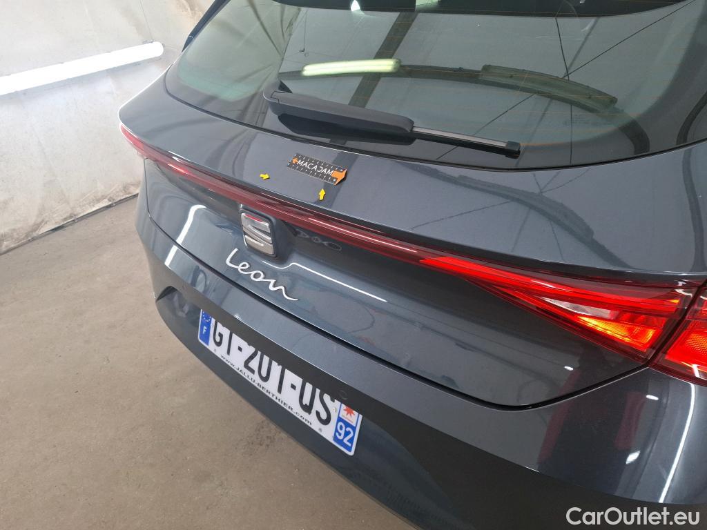  Seat  Leon SEAT  / 2020 / 5P / Berline 1.0 eTSI 110 DSG S&S Style Business #8