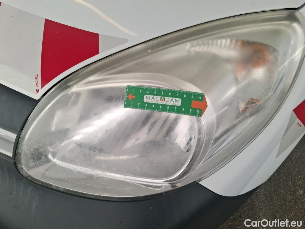  Renault  Kangoo  Express Maxi Extra (Série Spéciale) 1.5 dCi 90CV BVM5 E6 #29